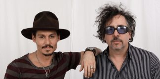 یک جفت چشم غمزده